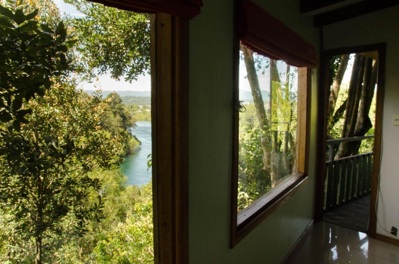 Cabanas Portal Del Rio Villarrica Buitenkant foto